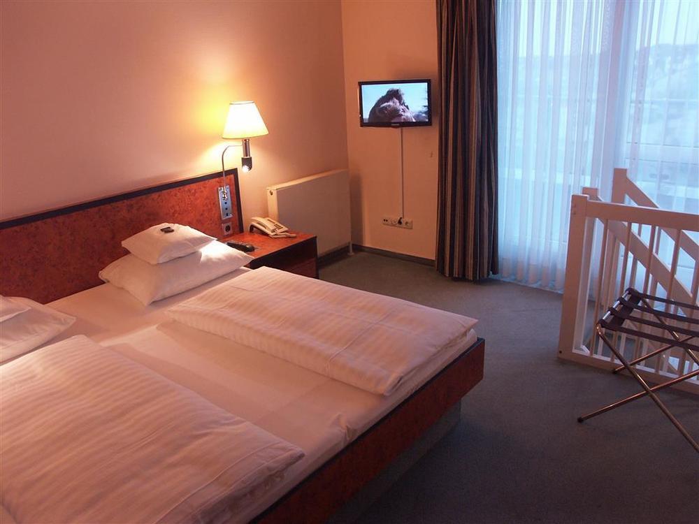 Hotel Arkadia Friedrichsdorf Phòng bức ảnh