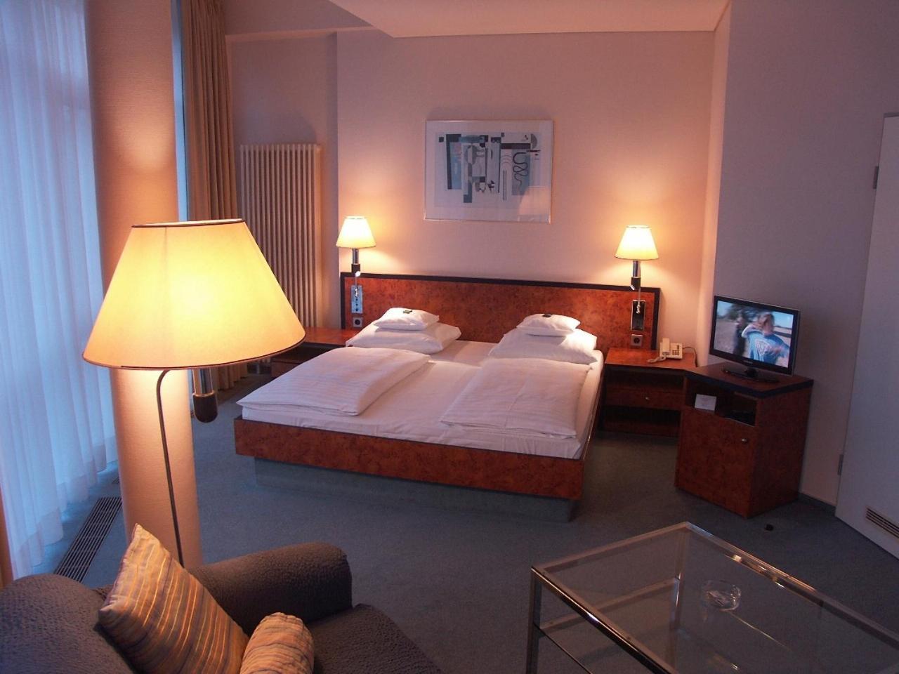 Hotel Arkadia Friedrichsdorf Ngoại thất bức ảnh
