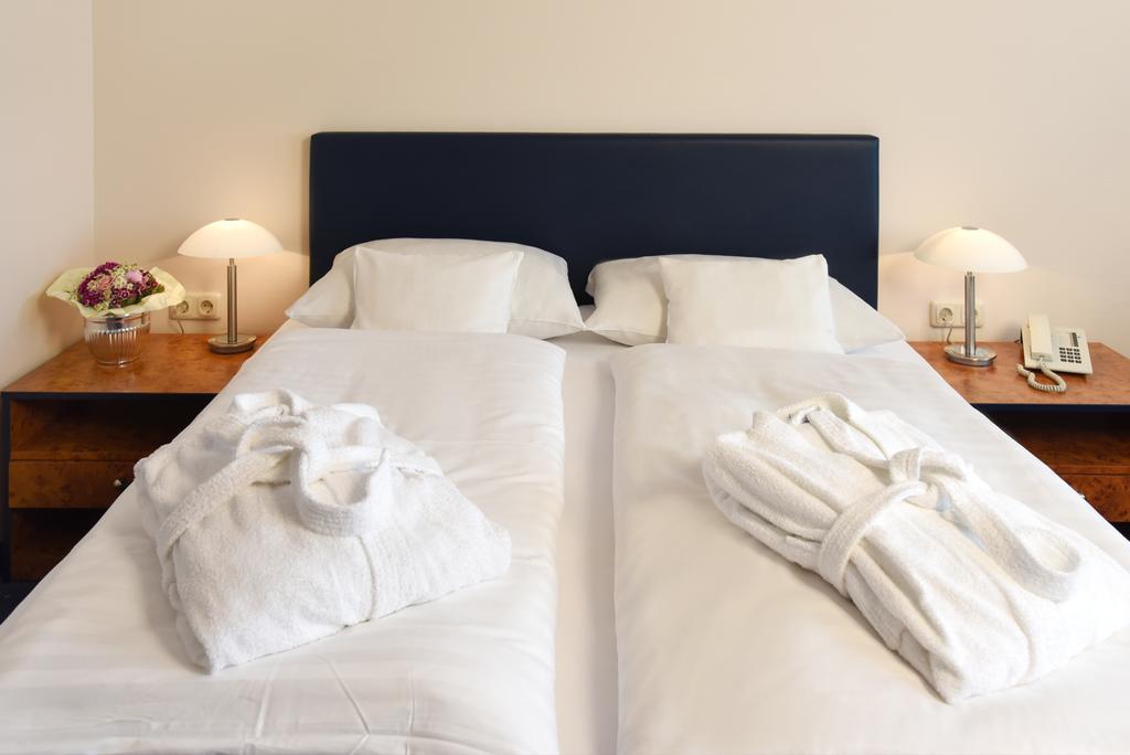 Hotel Arkadia Friedrichsdorf Ngoại thất bức ảnh